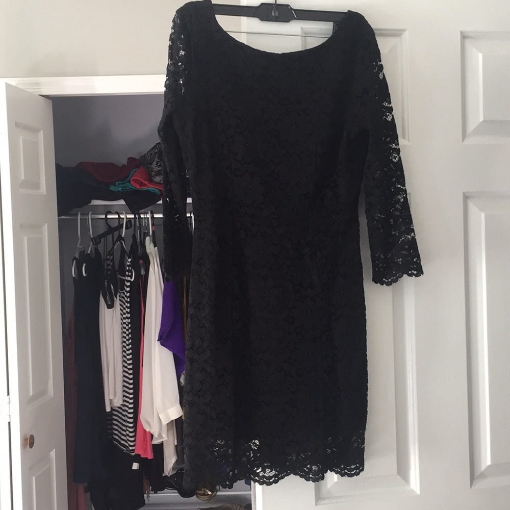 Lace black dress long sleeve